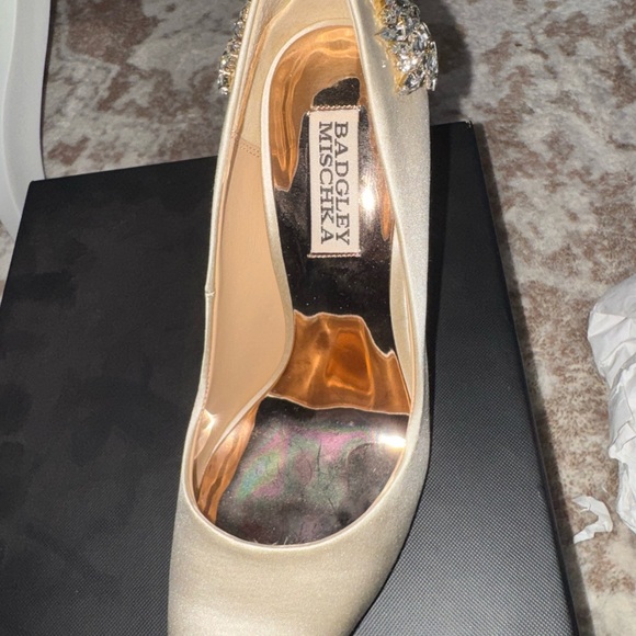 Badgley Mischka Champagne Satin Pump with Crystal Heel Accent - Picture 4 of 8